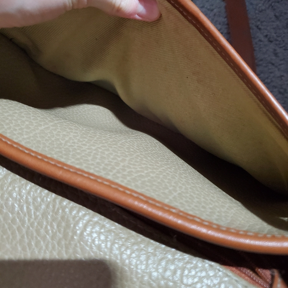 Guess Vintage Purse - Picture 9 of 14